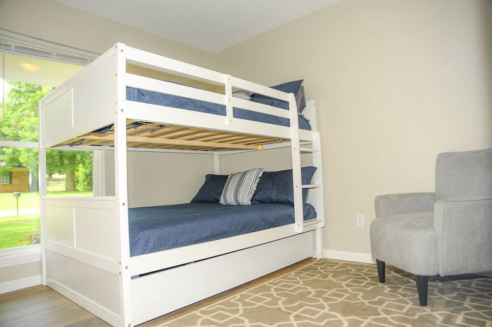 Photo of Bedroom in Grand Bay