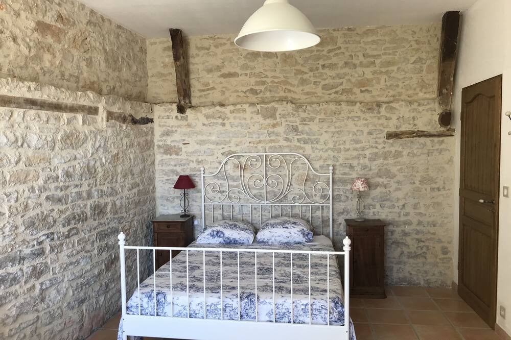 Photo of Bedroom in Cuzance