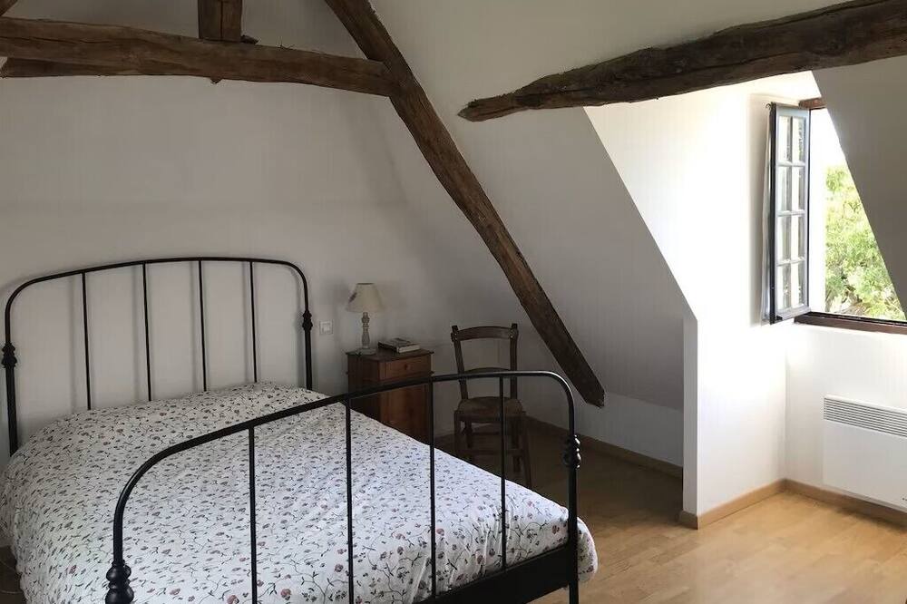 Photo of Bedroom in Cuzance