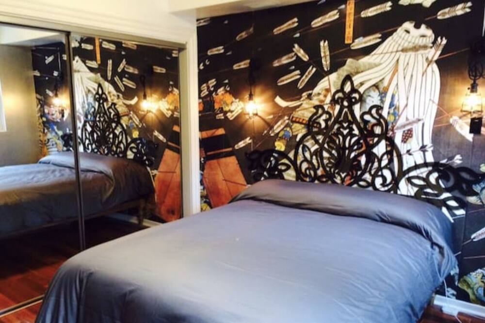 Photo of Bedroom in Garden District