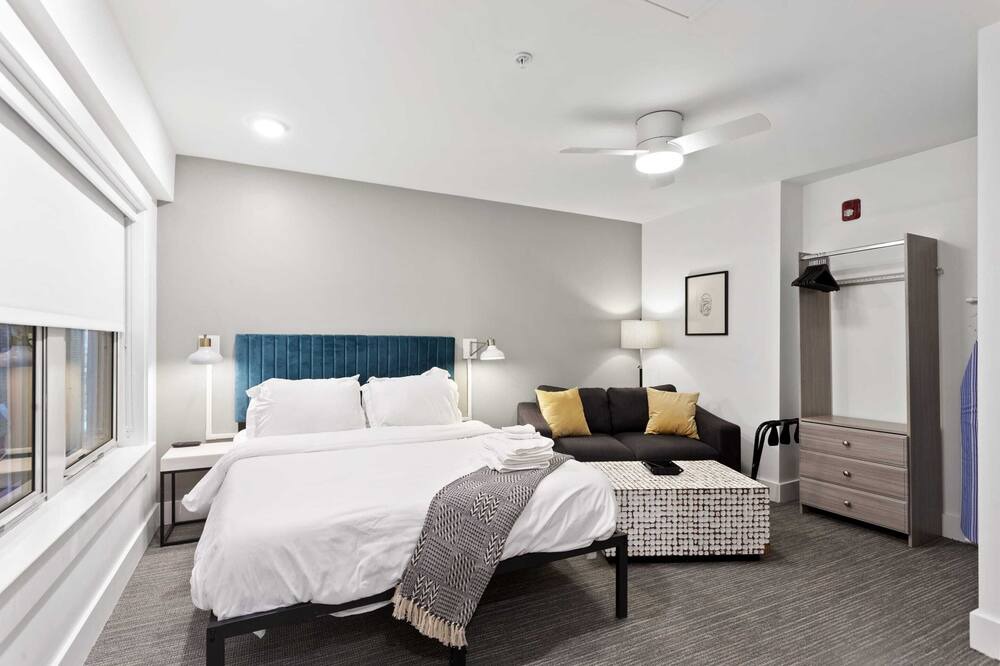 Photo of Bedroom in Hanover Place