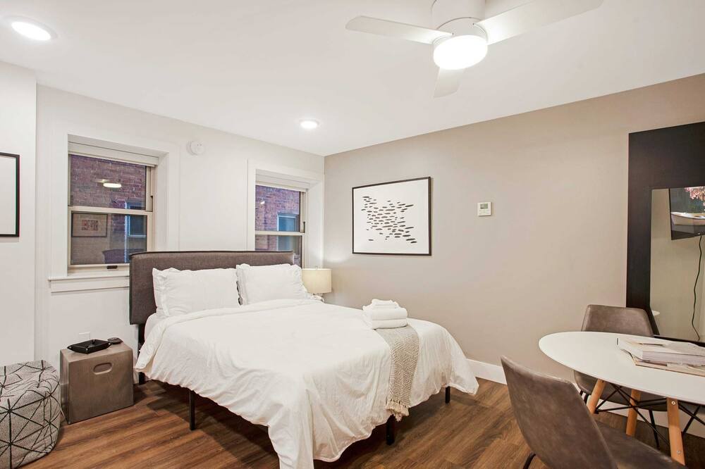 Photo of Bedroom in Hanover Place