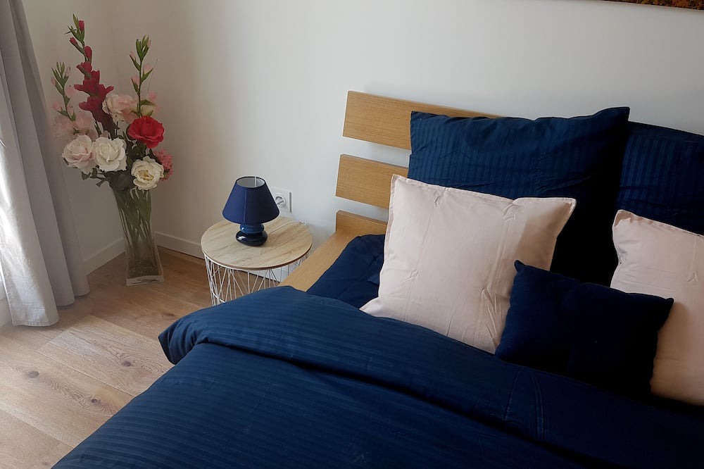 Photo of Bedroom in Langon