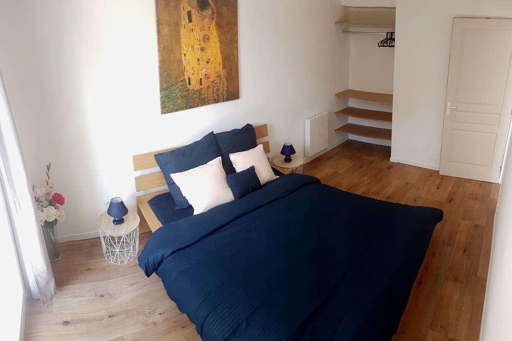 Photo of Bedroom in Langon