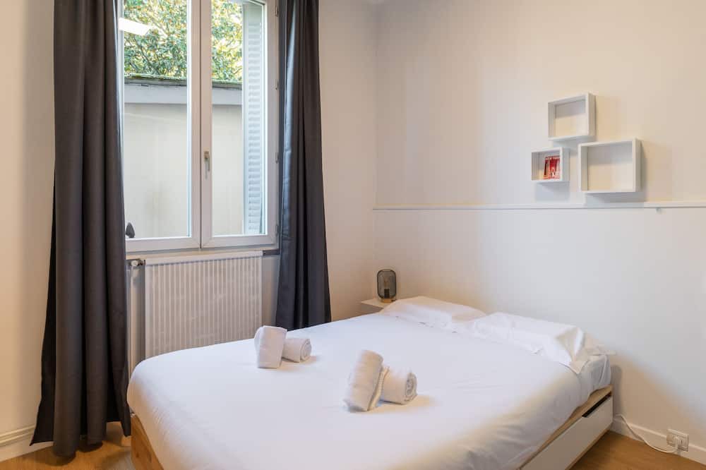 Photo of Others in Villette Gare