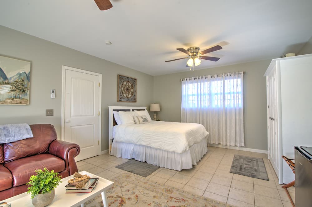 Photo of Bedroom in Johnson City