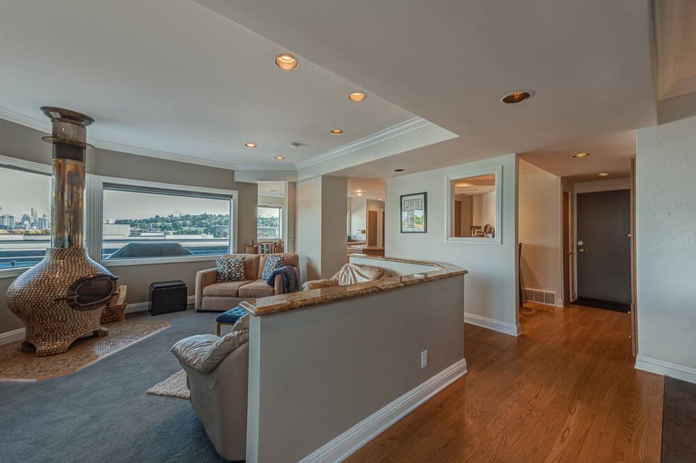 Photo of Livingroom in Fremont