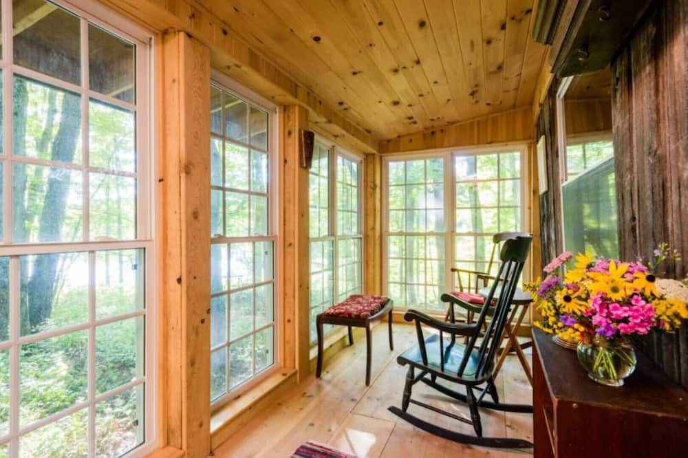 Photo of Patio Balcony in Middleburgh