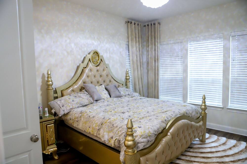 Photo of Bedroom in Wylie