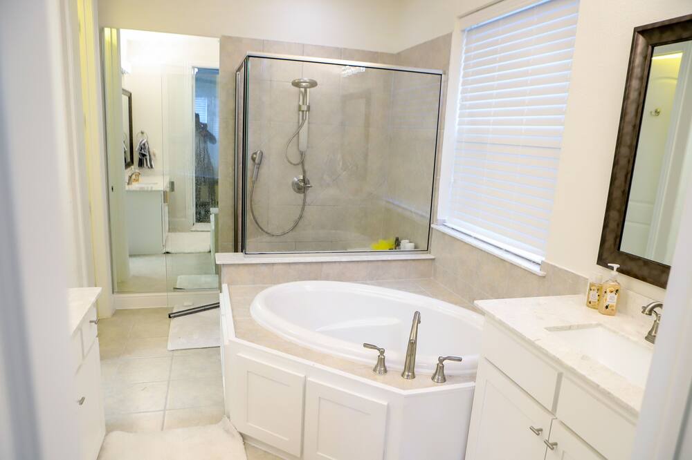 Photo of Bathroom in Wylie