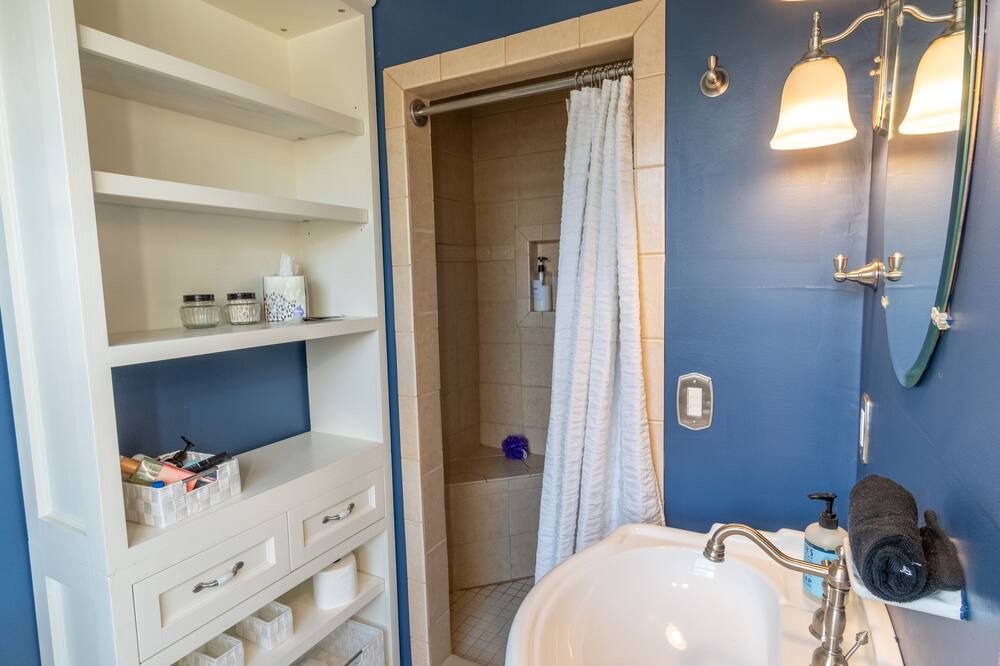 Photo of Others in Madison