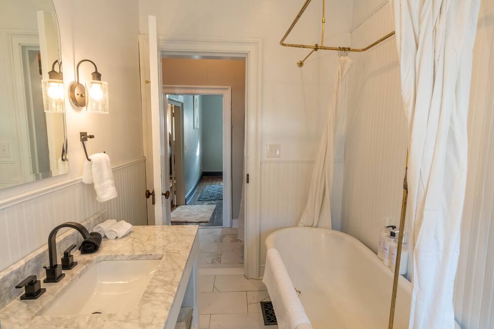 Photo of Bathroom in Madison