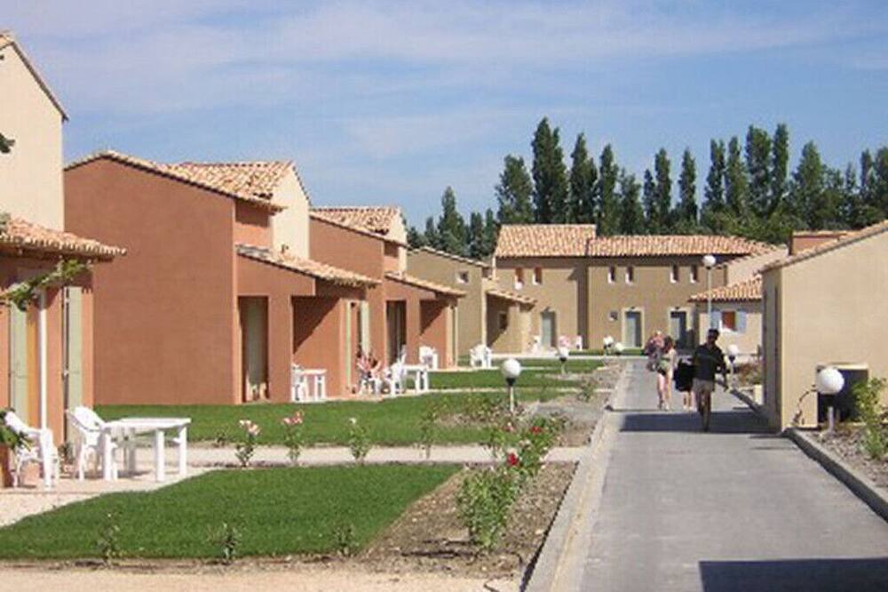 Photo of Outdoor in Saint-Saturnin-les-Avignon