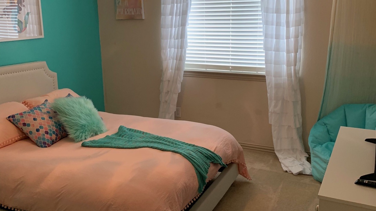 Photo of Bedroom in Valley Ranch