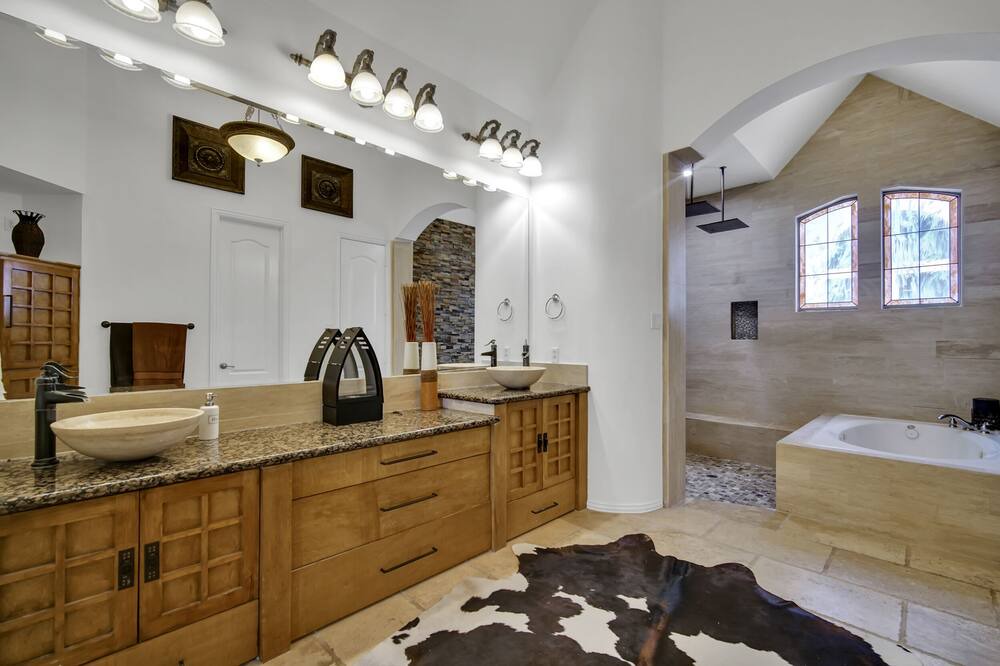 Photo of Bathroom in Panther Creek