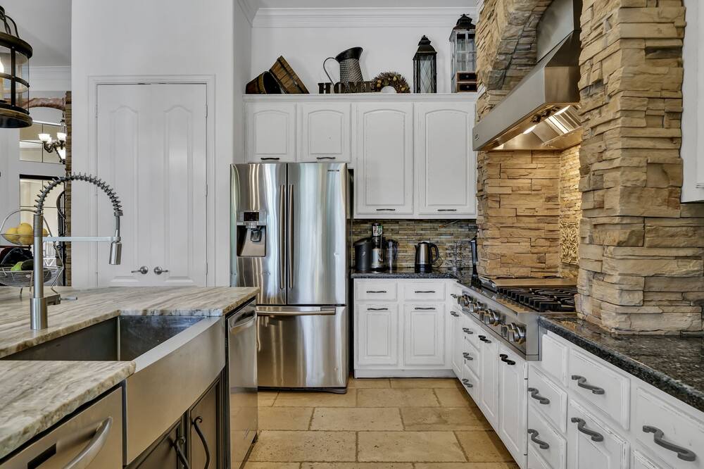Photo of Kitchen in Panther Creek