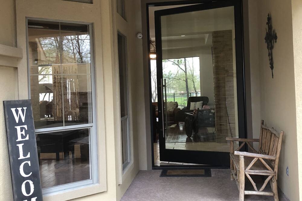Photo of Patio Balcony in Panther Creek
