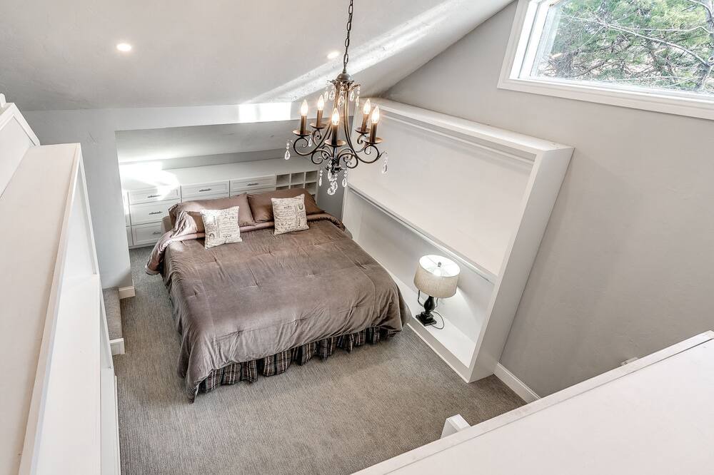 Photo of Bedroom in Quail Creek