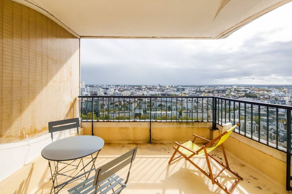 Photo of Patio Balcony in Bourg-l'Eveque