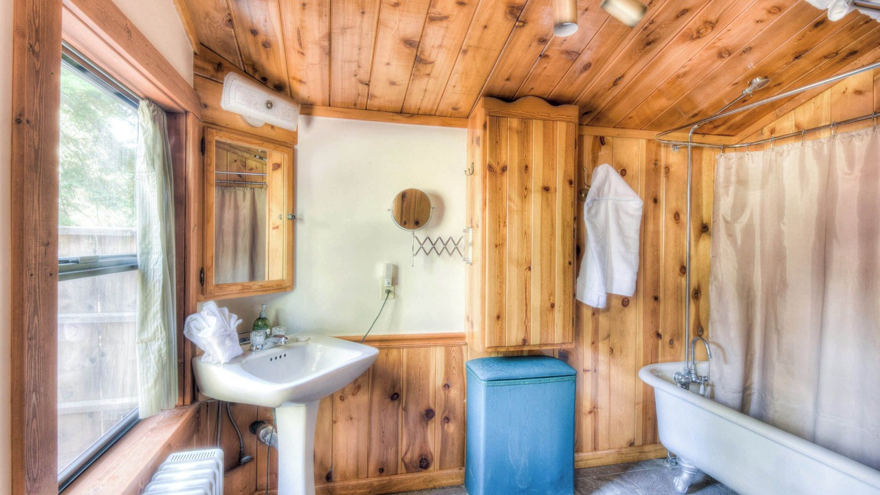 Photo of Bathroom in Kings Beach