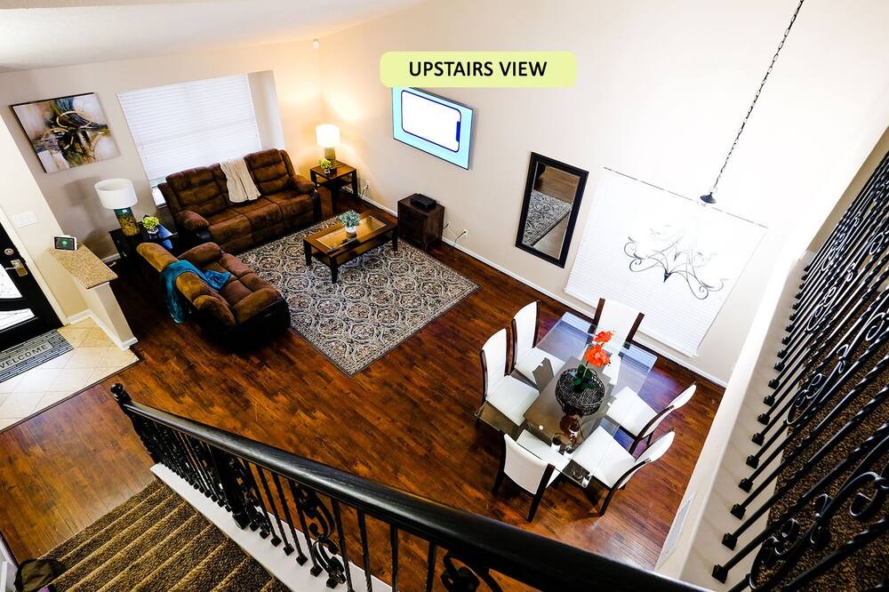 Photo of Livingroom in Missouri City