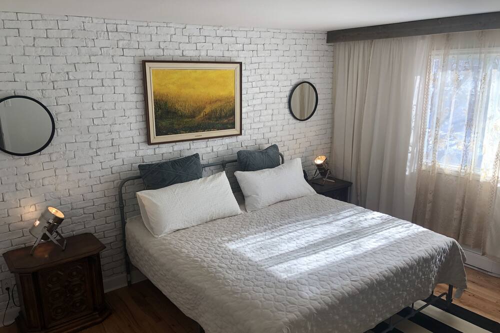 Photo of Bedroom in Mont Rolland