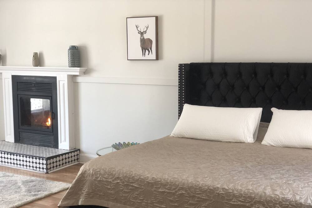 Photo of Bedroom in Mont Rolland