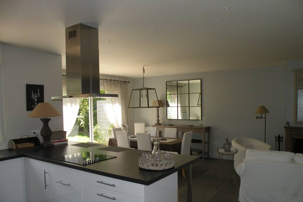Photo of Kitchen in Sainghin-en-Melantois