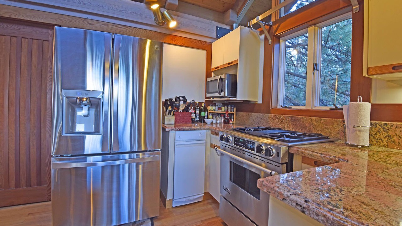 Photo of Patio Balcony in Lake Forest