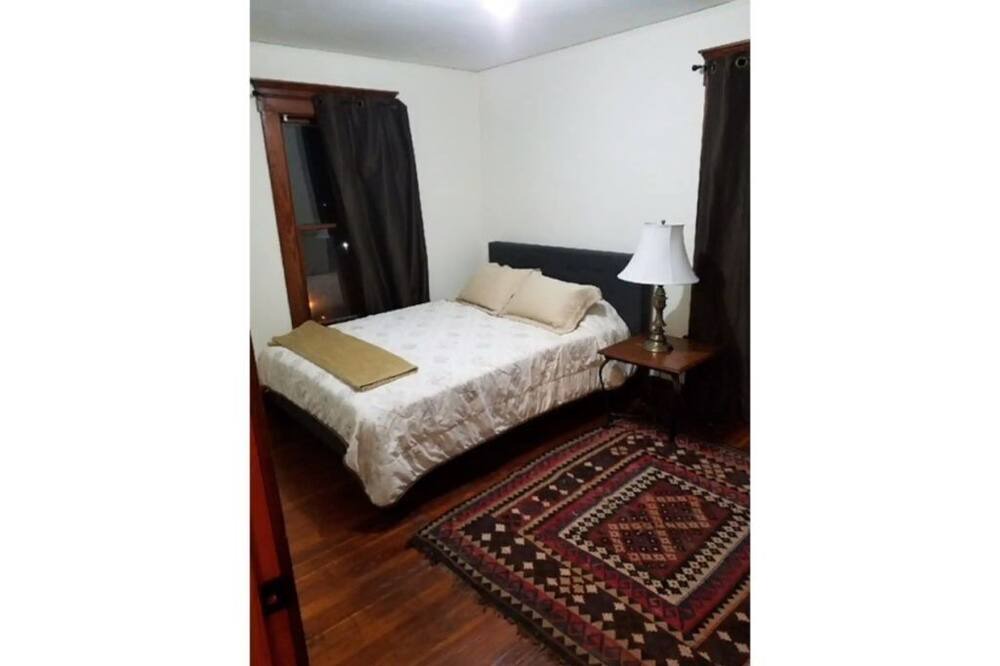 Photo of Bedroom in Cortland