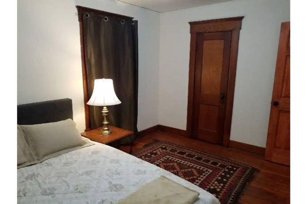 Photo of Bedroom in Cortland
