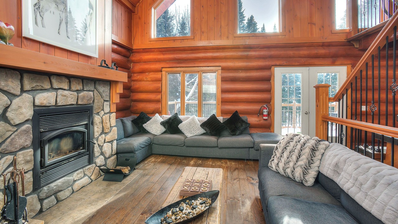 Photo of Livingroom in Lac Superieur Village