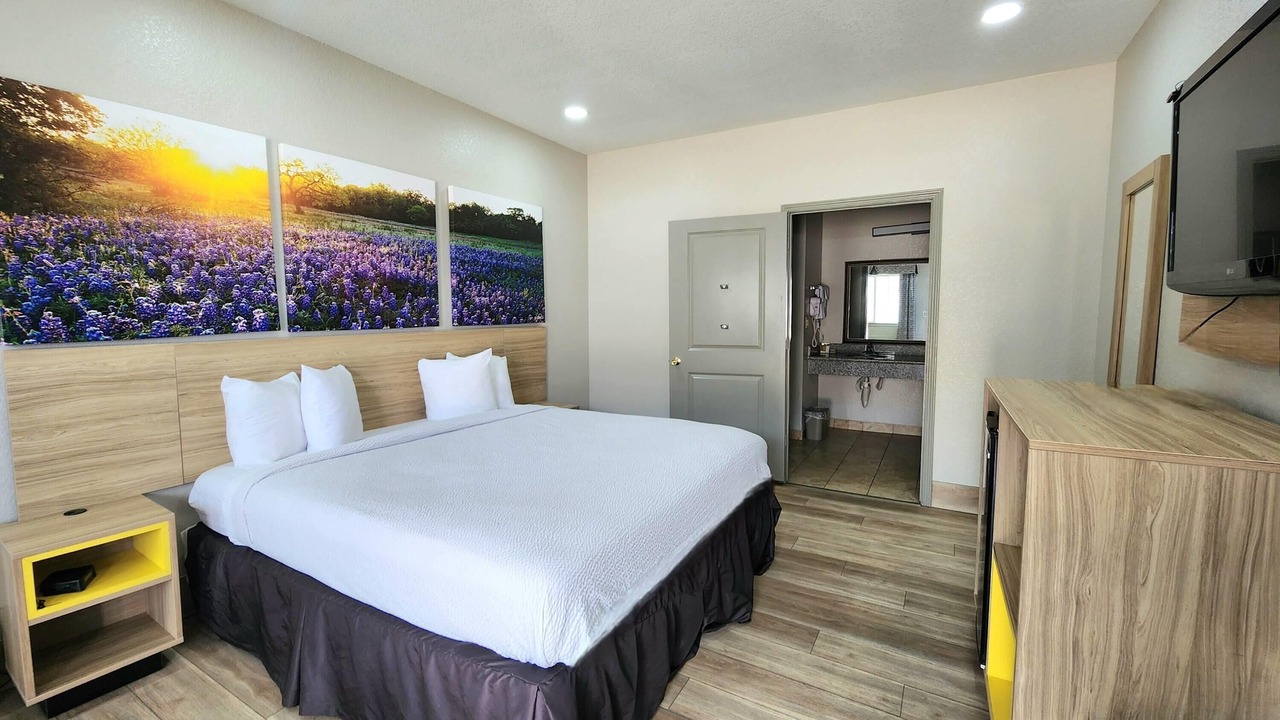 Photo of Bedroom in Kenedy