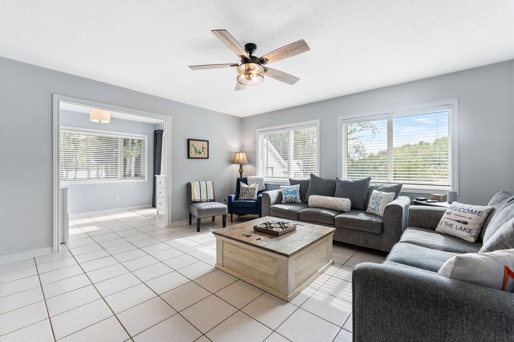 Photo of Livingroom in Hastings Highlands