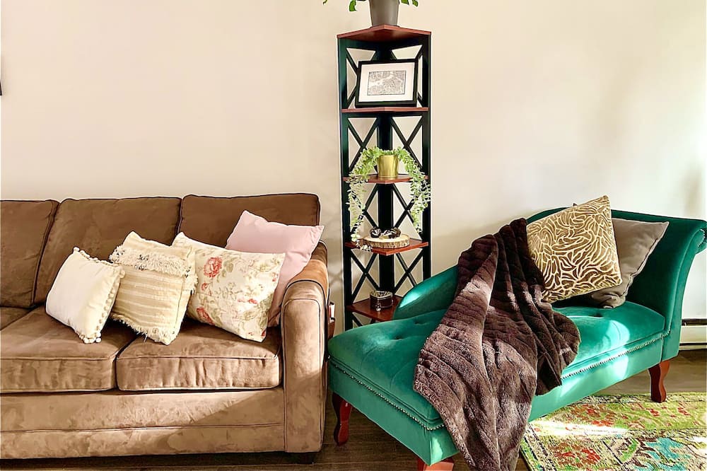 Photo of Livingroom in Hull