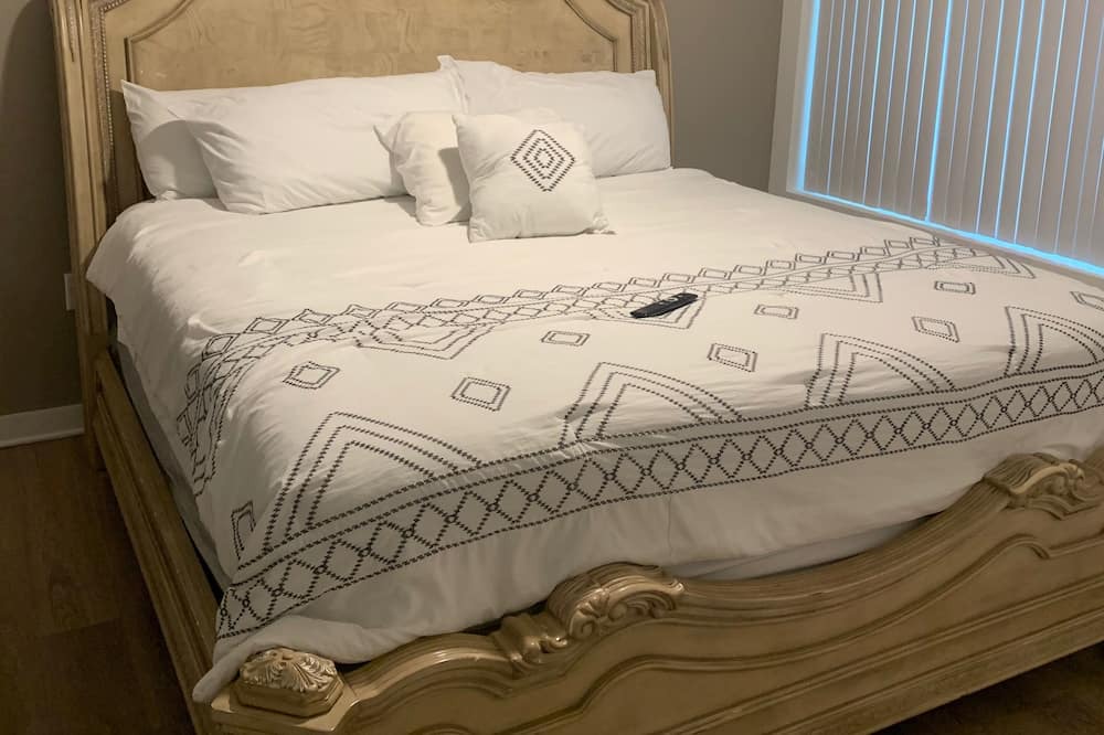 Photo of Bedroom in Doraville