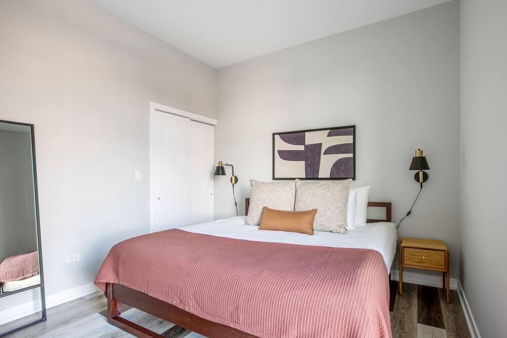 Photo of Bedroom in River West