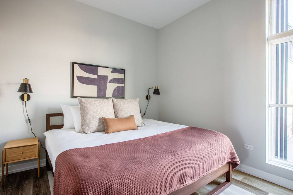 Photo of Bedroom in River West