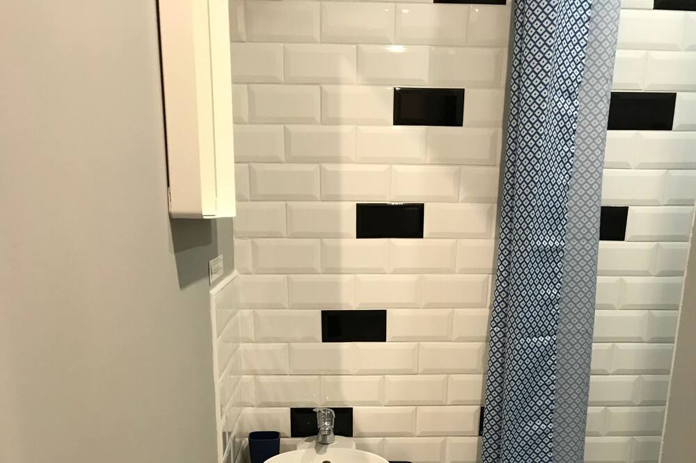 Photo of Bathroom in Saint-Quentin