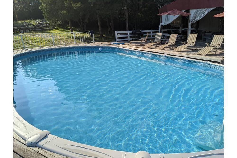 Photo of Outdoor in Goodrich