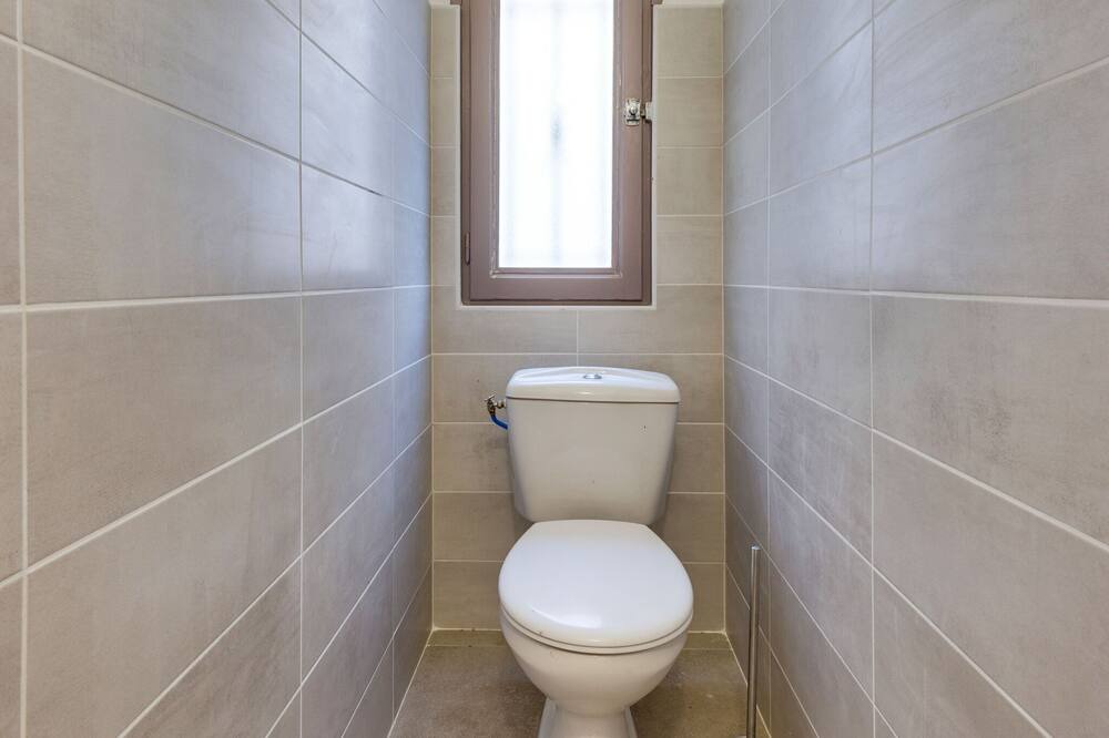 Photo of Bathroom in Estagel