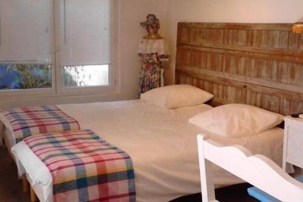 Photo of Others in Anatole France