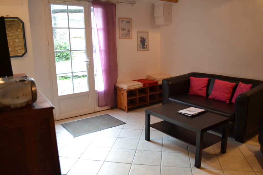 Photo of Livingroom in Echallat