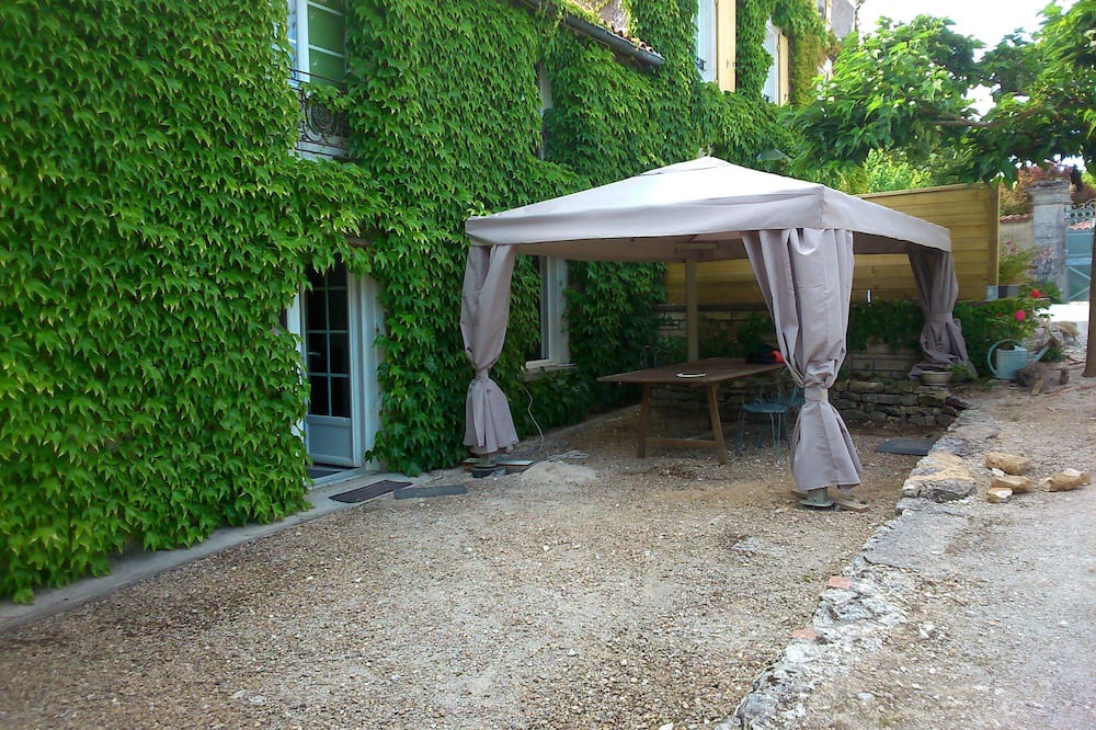 Photo of Outdoor in Echallat