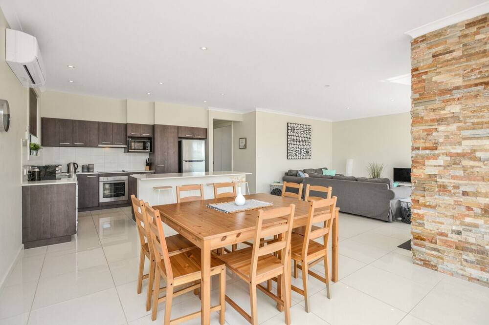 Photo of Others in Hayborough