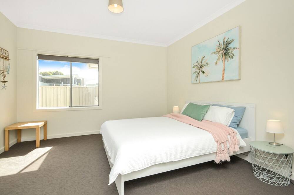 Photo of Others in Hayborough