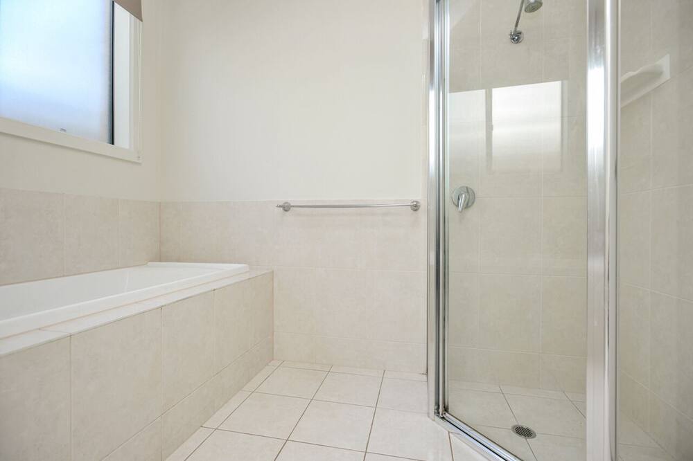 Photo of Others in Hayborough