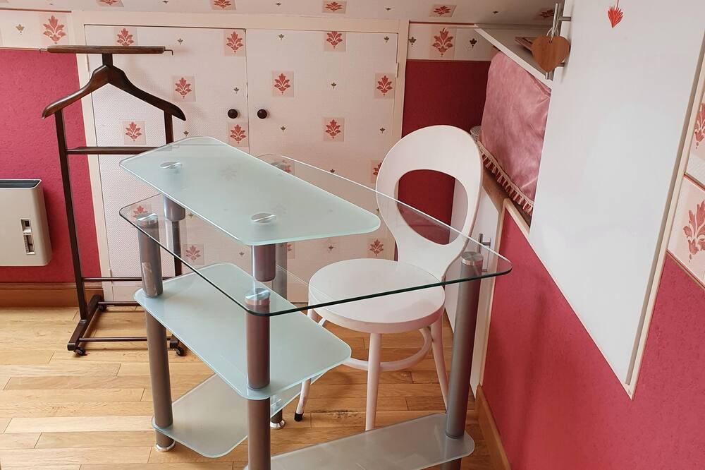 Photo of Bedroom in Flers