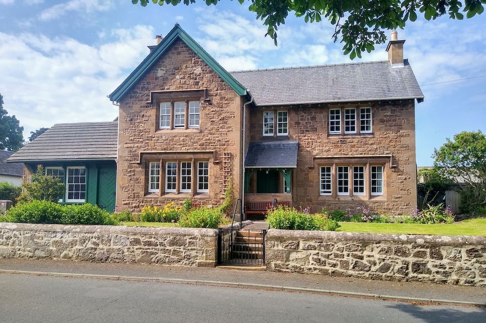 Photo of Outdoor in Ford