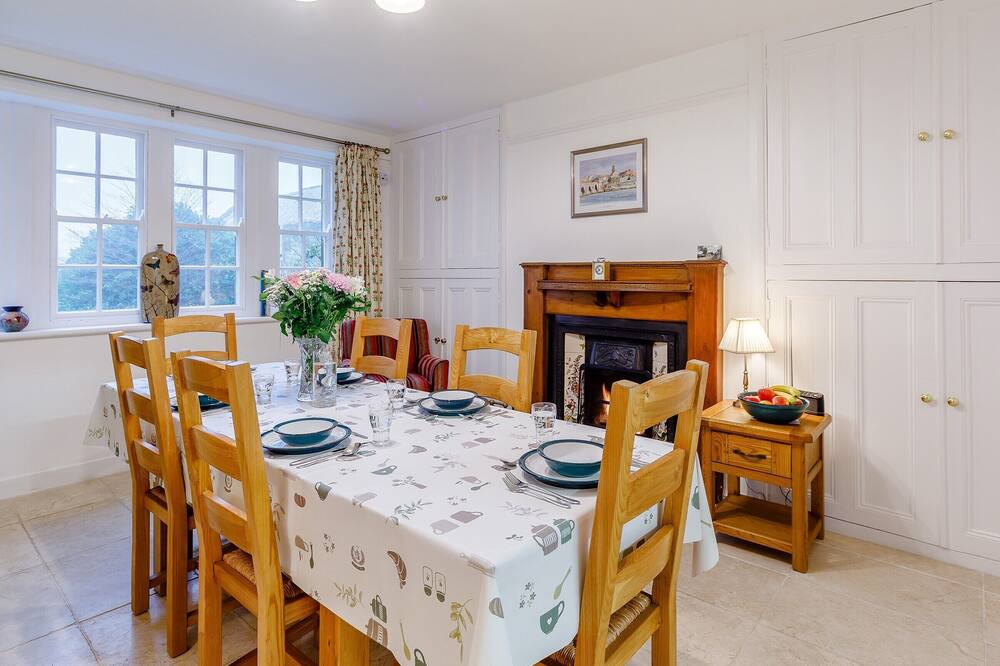 Photo of Others in Ford